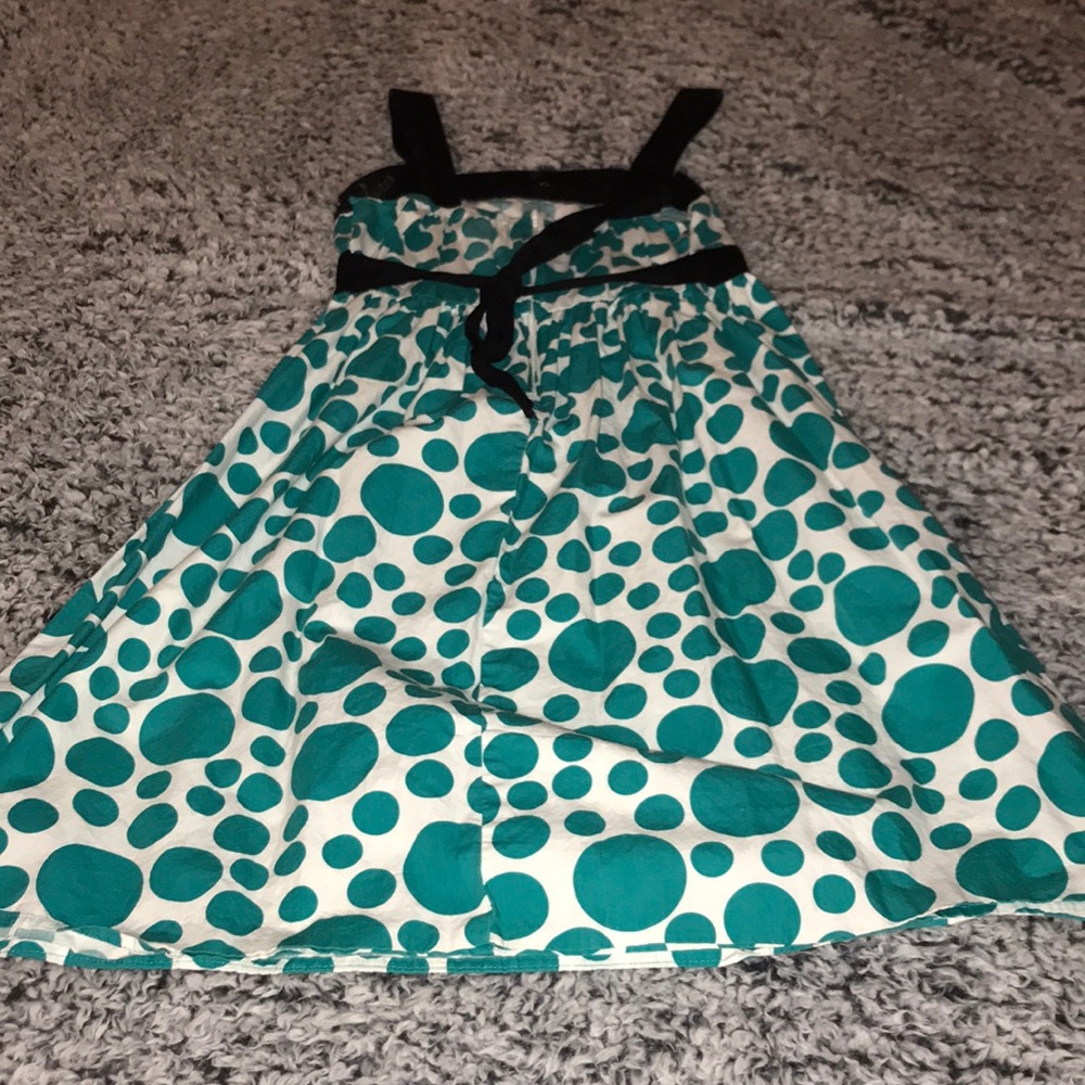 Dress - Picture 2 of 2